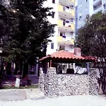 فندق Blendi دراس