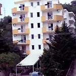 فندق Blendi